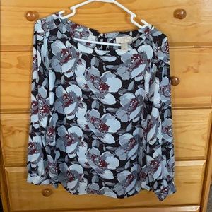 Flower LOFT blouse